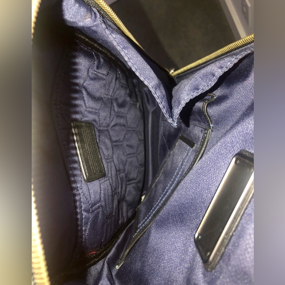 New TUMI Harrison Emerson genuine grey leather sling crossbody shoulder bag - Picture 5 of 8